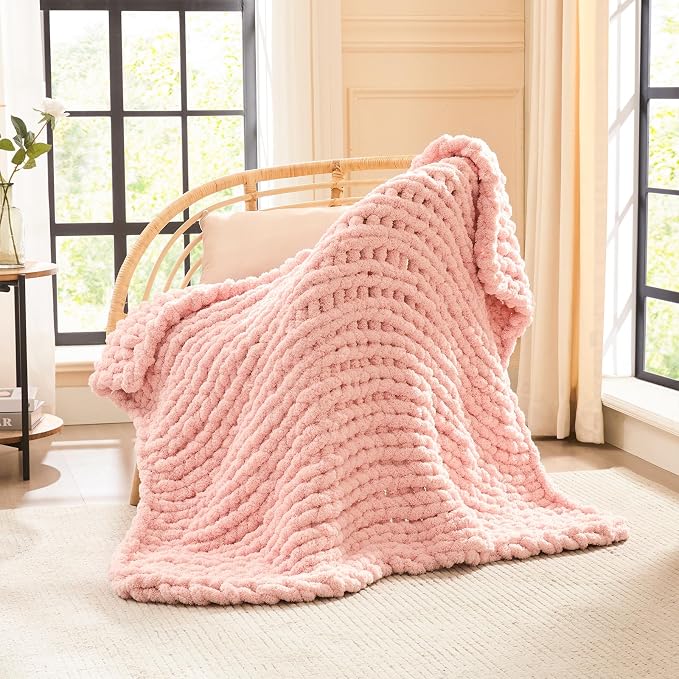 L'AGRATY Chunky Knit Throw Blanket for Couch, 40'' x 50'' Knit Throw, Pink | Handmade Chenille Crochet Blanket for Sofa Bed, Thick Cable Knitted Blankets for Room Home Decor, Birthday Gift for Women Mom