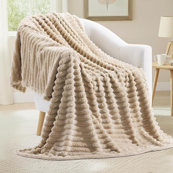 decorUhome Light Brown Fleece Twin Blanket 60x80 Inches | Soft Couch Cozy Fluffy Plush Flannel Striped Blanket for Sofa Bed, Lightweight Decorative Ribbed Fuzzy Blanket for Woman