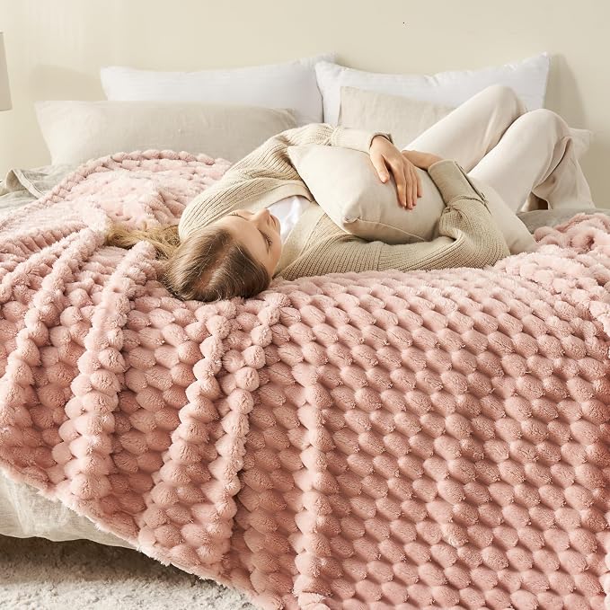 NEWCOSPLAY Fleece Clouds Cozy Queen Blanket for Couch, Pink, 90"x90" | Premium Silky Flannel Blanket, Soft Lightweight Fluffy Throw Blanket for Bed Sofa Decor, Gift for All Season Use