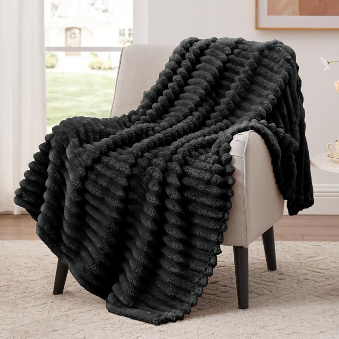 EXQ Home Gentle Soft Fleece Black Blanket Full Size– Cozy Lightweight Blanket for Couch Bed – All-Season Warm Fuzzy Flannel Blanket for Women Mom Her – Gifts for Birthday(84"x90",Black)
