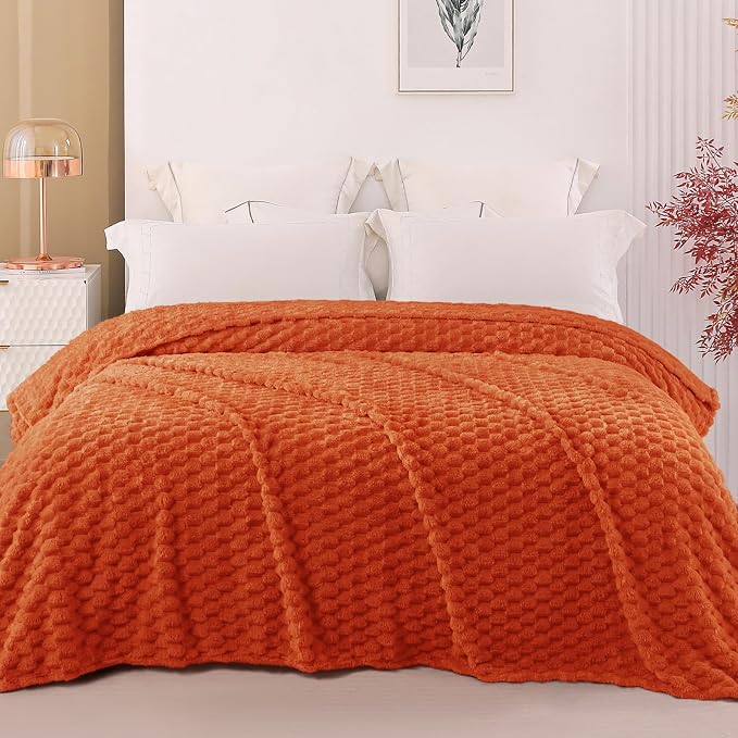 Exclusivo Mezcla 3D Fleece Twin Size Blanket for Bed, Burnt Orange | Extra Soft Fuzzy Plush Lightweight Bed Blankets, Cozy Fluffy Decorative Blankets for All Seasons, 90x66 Inches