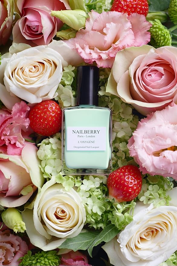 Nailberry L'Oxygéné Oxygenated Nail Lacquer | Minty Fresh | Pastel Green Opaque Nail Polish | UV Protected Long-Wear Nail Polish | 12-Free | Vegan | Certified Halal | Cruelty & Gluten Free | 15 ml