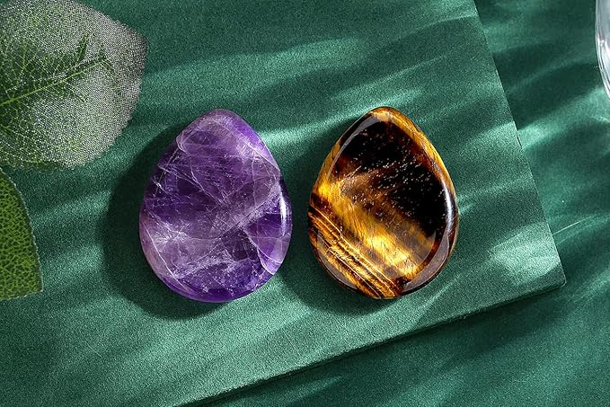 QINJIEJIE 2PCS Worry Stone Amethyst Tiger's Eye Healing Crystals Hand Carved Gemstones Thumb Pocket Stones Meditation Crystal Reiki Water Drop Shaped Palm Stone for Anxiety Therapy