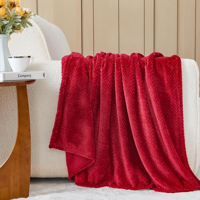 NEWCOSPLAY Fleece Leaves Pattern King Blanket, Red, 90"x110" | Super Soft Throw Blanket, Lightweight Cozy Bed Sofa Blanket, Premium Silky Flannel Fleece, Travel Blanket for All Season Use