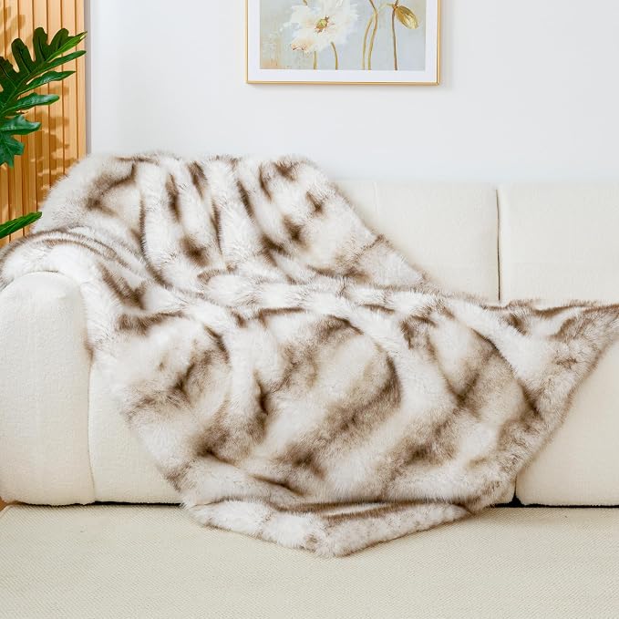 Luxury 1000GSM Faux Fur Queen Blanket, Super Thick Warm Cozy Heavy Blankets for Couch Bed Sofa, Plush Fuzzy Elegant Winter Reversible Mink Blanket for Living Room Bedroom,Taupe