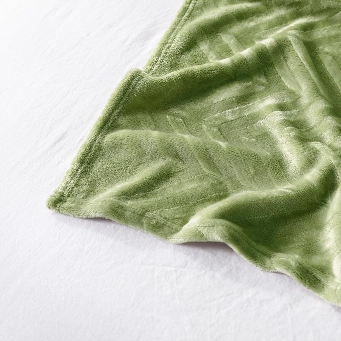 Whale Flotilla Flannel Fleece Fall Bed Blanket King Size, Olive Green | Lightweight Breathable Soft Bedspread, Plush Fluffy Coverlet Chevron Design Decorative Blanket for Home Life, 90x104 Inch