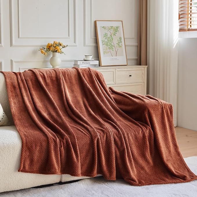 NEWCOSPLAY Fleece Leaves Pattern Queen Blanket, Coffee, 90"x90" | Super Soft Throw Blanket, Lightweight Cozy Bed Sofa Blanket, Premium Silky Flannel Fleece, Travel Blanket for All Season Use