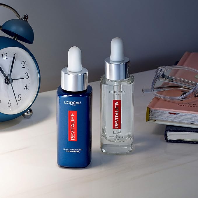 L'Oreal Paris Revitalift 0.3% Pure Retinol Night Serum, Reduce Deep Wrinkles, Fragrance Free 1 oz + Moisturizer Sample