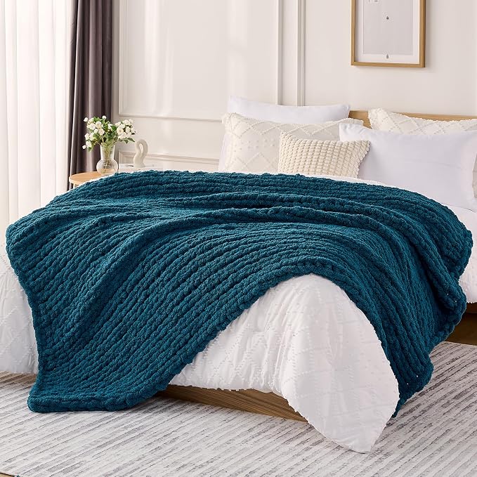 L'AGRATY Chunky Knit Throw Blanket for Couch, 50'' x 60'' Knit Throw, Blue | Handmade Chenille Crochet Blanket for Sofa Bed, Thick Cable Knitted Blankets for Room Home Decor, Birthday Gift for Women Mom