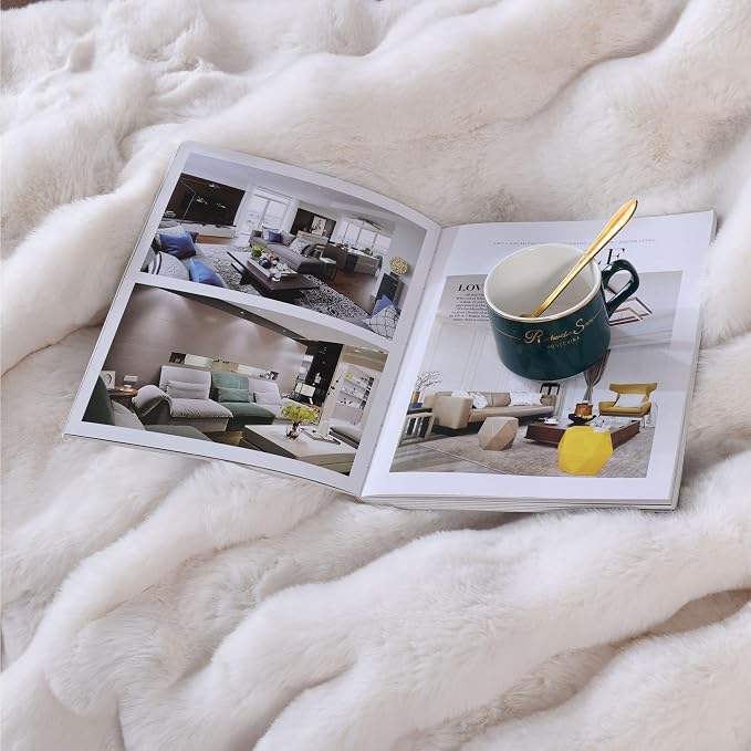 Cream Beige Faux Fur Throw Blanket for Couch, Snuggly Double-Sided Bubble Plush Blanket with Soft Flannel Back, Decorative Throw for Sofa or Bed, Machine Washable, 50 x 60, 860 GSM