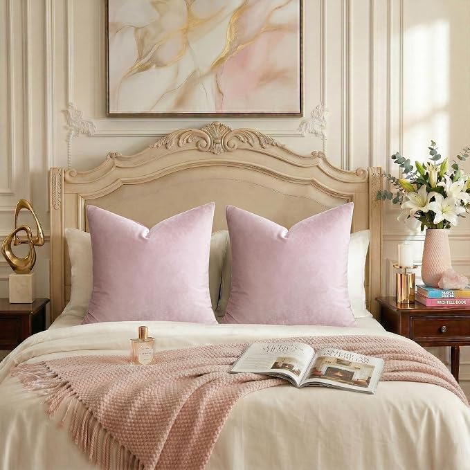 GIGIZAZA Sweet Lilac Velvet Throw Pillow Covers 20x20 Pack of 2 | Decorative Pink Pillows for Couch Sofa,280gsm Soft Textured Fabric,Modern Square Pillowcases,Luxury Cushion Covers