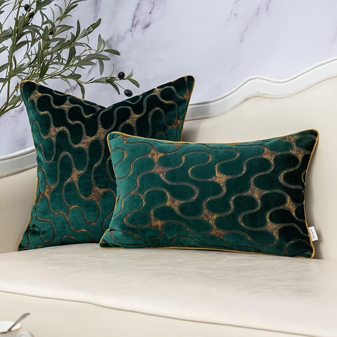 Green Square Throw Pillow Cover Wavy Velvet Cushion Cover Modern Zippered Pillowcase for Sofa Couch Bedroom Living Room Chair, 20 x 20 Inch