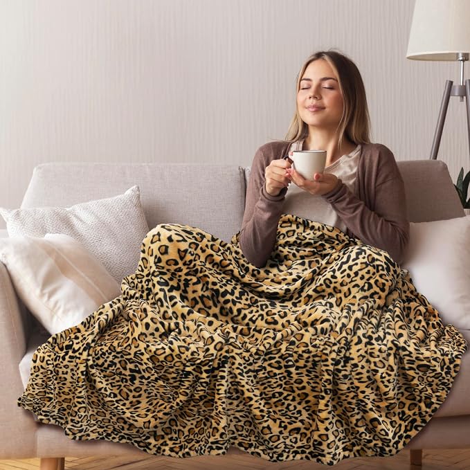 PAVILIA Cheetah Fleece Throw Blanket | Cheetah Leopard Animal Print Flannel Blanket for Twin Bed | Soft Velvet Lightweight Microfiber Blanket for Bed Couch Sofa | 60x80 Inches