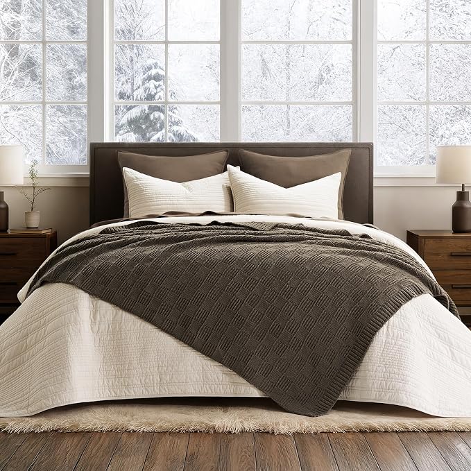 EVERGRACEHOME Modern Checkered Chenille Throw Blanket, 50x60, Mocha Brown | Lightweight Warmth, All-Season Breathability, OEKO-TEX certified, Timeless Grid Pattern, Farmhouse Throw for Couch, Bed, Sofa