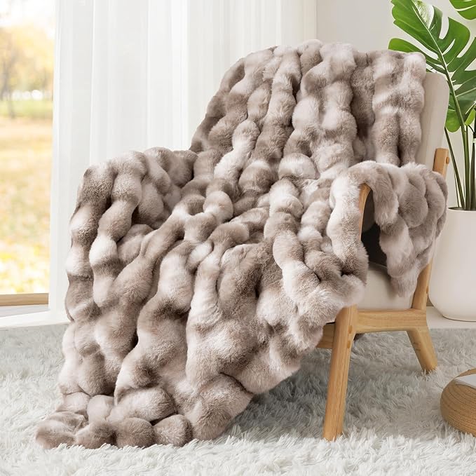 Luxury 1000GSM Faux Rabbit Fur Throw Blanket, Super Heavy Warm Cozy Grey Blankets for Couch Bed Sofa, Ruched Plush Fuzzy Elegant Soft Reversible Mink Blanket for Living Room Bedroom