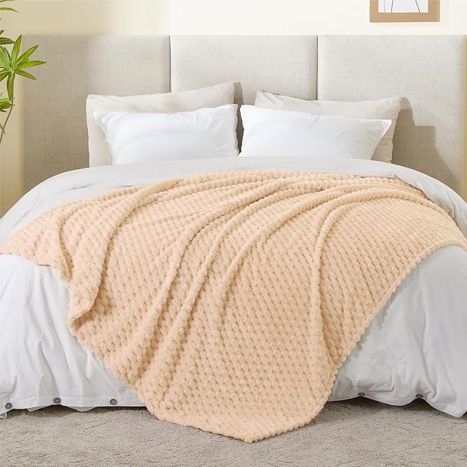 BEDELITE Blush Sand Twin Blanket for Couch, Soft Cozy Gift for Women, 60*80 | 3D Jacquard Decorative Fleece Blanket, Super Soft Plush Throws, Cute Birthday Gift for Women & Men, Suitable for All Seasons