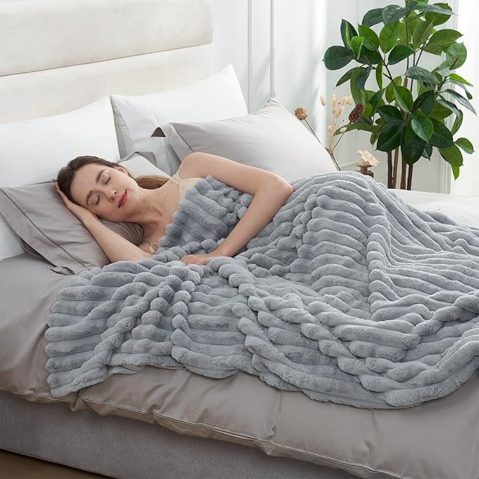 Faux Fur Throw Blanket for Couch, Cozy Fuzzy Fluffy Fur Luxurious Soft Striped Plush Gift Blankets for Family Sofa Chair, 60"x80", Light Grey