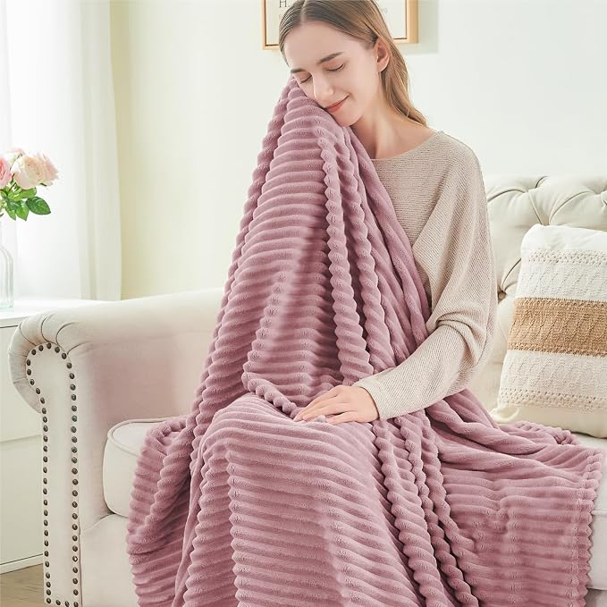 BEDELITE 3D Ribbed Berry Purple Fleece Twin Blanket for Bed, 60x80 Inch | Soft Warm Decorative Fluffy Blanket, Cozy Plush Lightweight Fuzzy Throw Blanket for Couch Sofa Room Decor, Gift for Women