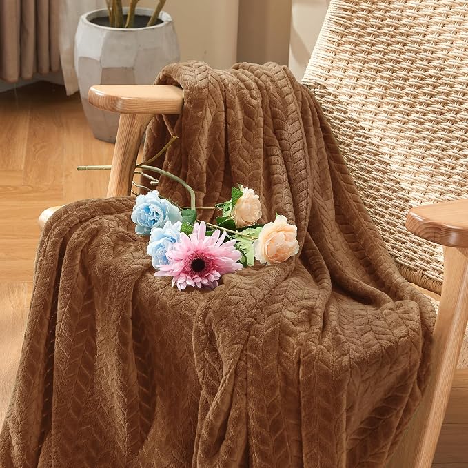 inhand Fleece Twin Blanket for Bed Chocolate Brown Throw Blanket for Couch Super Soft Cozy Warm Blankets and Throws Lightweight Fuzzy Large Blanket for Sofa Bed Office,60x90 inches