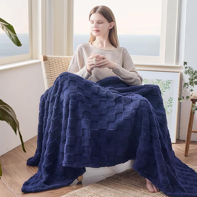 NEWCOSPLAY 3D Checkered Flannel King Blanket, Dark Navy, 90"x110" | Super Soft Cute Lightweight Decorative Premium Silky Fleece Blanket for Couch Sofa Bed, Gift for Women Men, All Season Use