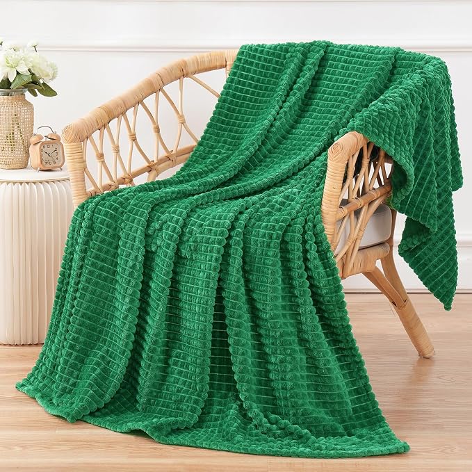 Puncuntex Throw Blanket Classic Green 60"×80" with Square Grid Design | Super Soft Plush Cozy Flannel Throw Blanket Luxury for Couch Sofa Chair
