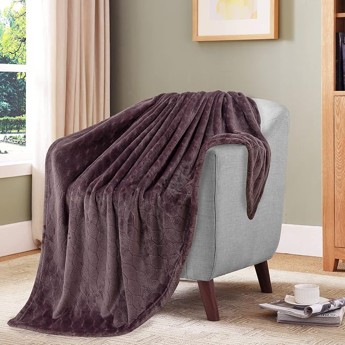 Fleece Blanket Super Soft Cozy Throw Blanket 50" x 60", Lightweight Fuzzy Comfy Textured Flannel Blanket Warm Plush Throw Blankets for Couch, Sofa, Bed, Purple