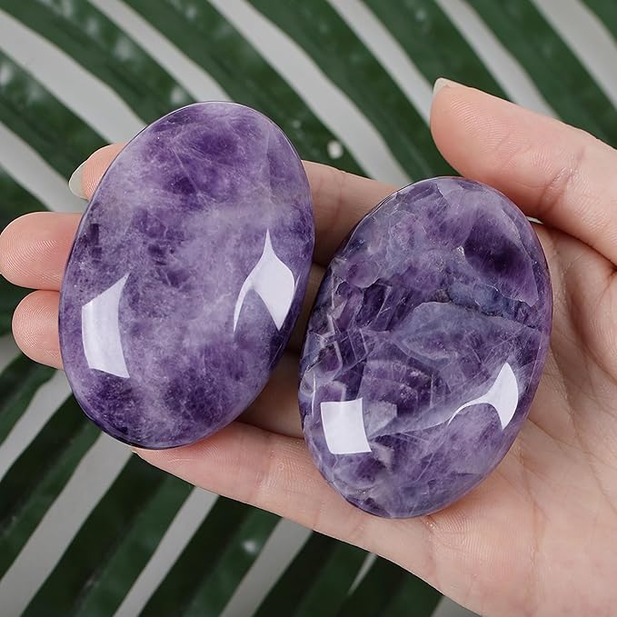 ZHIYUXI 2.4" Amethyst Crystal Gemstones Amethyst Stone Purple Crystals and Healing Stones Worry Stone Protection Crystals Polished Stones Palm Stone Energy Balancing Therapy Mediation 1PC