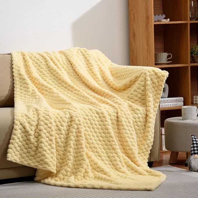 Excervent Hexagon Jacquard Throw Blanket for Bed, 50x60 Inch, Light Yellow | Decorative Fuzzy Flannel Fleece Throw Blanket for Sofa Bed Couch, Super Soft Cozy, Suitable for All Seasons