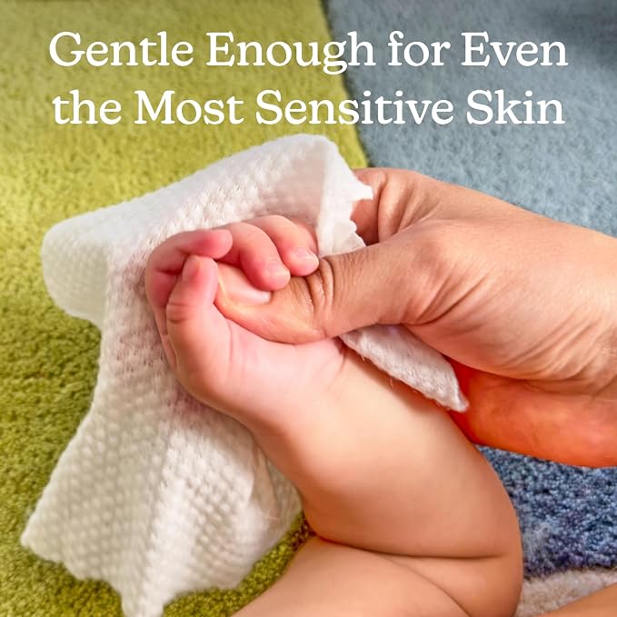 Hello Bello Premium Wipes, Designed for Sensitive Skin with Chamomile & Aloe Extracts, Playful Sketches (9 Resealable Packets = 540 Total Wipes)