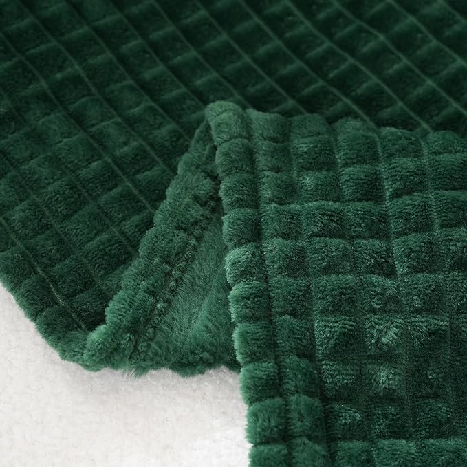 Puncuntex Fleece Blanket Dark Green 108"×90" with Square Grid Design | Super Soft Plush Cozy Flannel Throw Blanket Luxury for Couch Sofa Chair