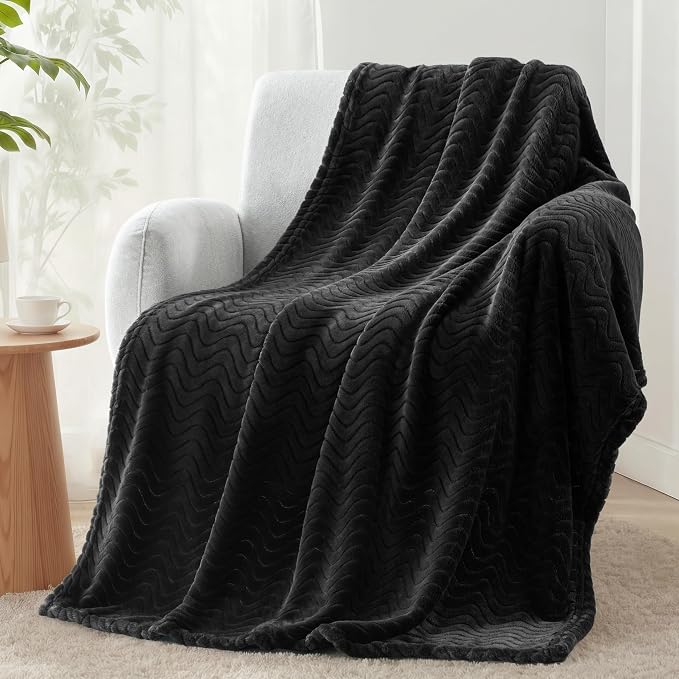 Exclusivo Mezcla Large Fleece Throw Blanket for Couch, Sofa, Black | 50"x70" Soft Breathable Lightweight Flannel Throws for Summer, Plush Cozy Jacquard Wave Blanket for Home Decor