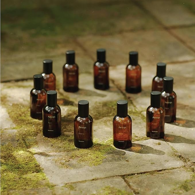 Aesop Virēre Eau de Parfum | Bergamot, Fig, and Green Tea Scent | Fresh Citrus, Green, and Woody Aroma | Unisex | 1.6 fl oz