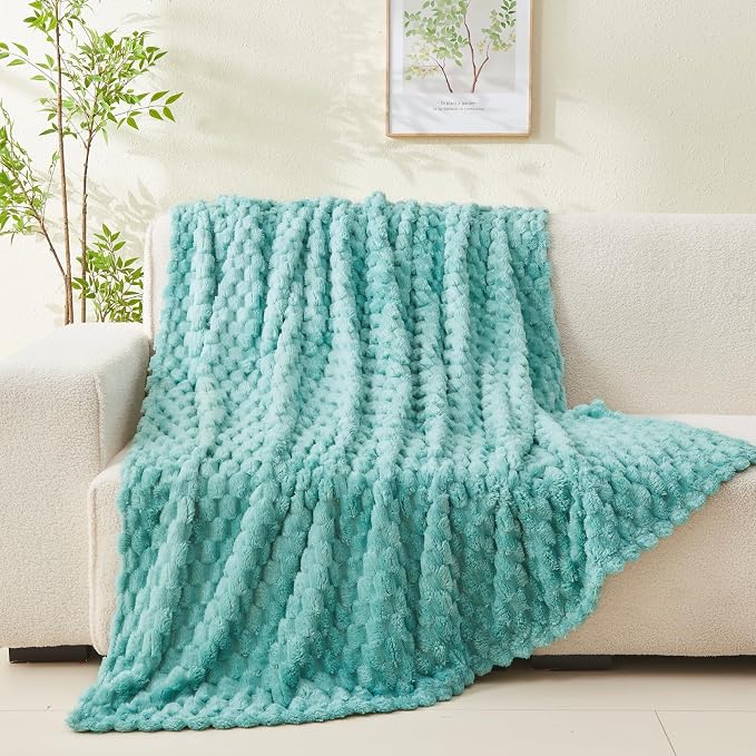NEWCOSPLAY Fleece Clouds Cozy Twin Blanket for Couch, Sage Green, 60"x80" | Premium Silky Flannel Blanket, Soft Lightweight Fluffy Throw Blanket for Bed Sofa Decor, Gift for All Season Use
