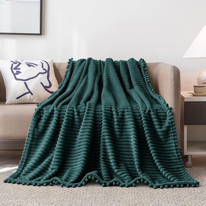 DISSA Fleece Blanket Twin Size – 60x80, Green - Soft, Plush, Fluffy, Fuzzy, Warm, Cozy – Perfect Throw for Couch, Bed, Sofa - with Pompom Fringe - Flannel Blanket