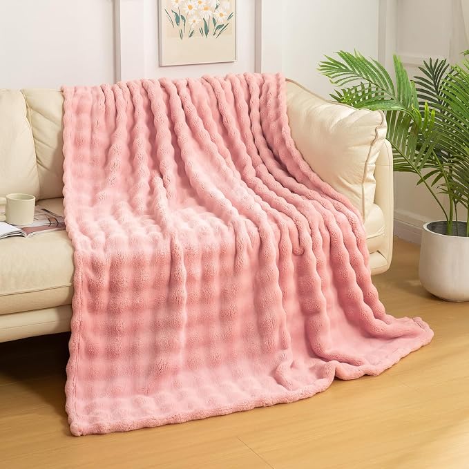 YUSOKI 3D Fleece Bubble Throw Blanket,Light Pink, 50"x60" | Ultra Soft, Non-Shedding, Lightweight for All Season Use, stays fluffy after repeated washes, Perfect Gifts, Machine Washable