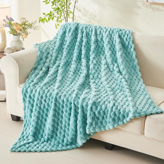NEWCOSPLAY Fleece Clouds Cozy Twin Blanket for Couch, Sage Green, 60"x80" | Premium Silky Flannel Blanket, Soft Lightweight Fluffy Throw Blanket for Bed Sofa Decor, Gift for All Season Use