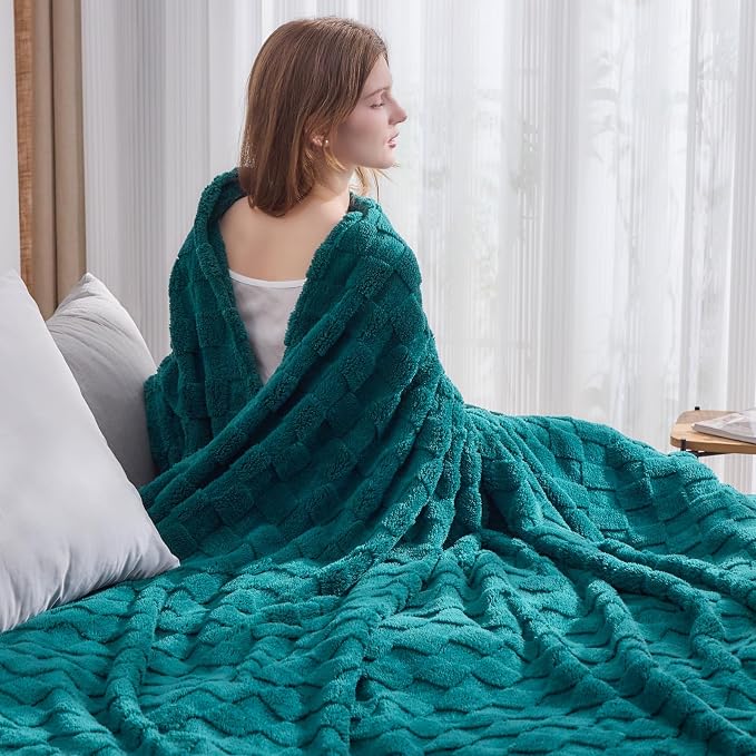 NEWCOSPLAY 3D Checkered Flannel Queen Blanket, Dark Teal, 90"x90" | Super Soft Cute Lightweight Decorative Premium Silky Fleece Blanket for Couch Sofa Bed, Gift for Women Men, All Season Use