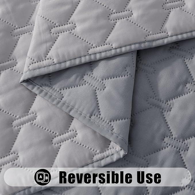Smiry Waterproof Dog Bed Cover Blanket, Reversible Pet Blanket | Soft Reversible, Washable Leakproof Cats Dogs Couch Cover for Sofa, Couch, Furniture (82x82 Inch)