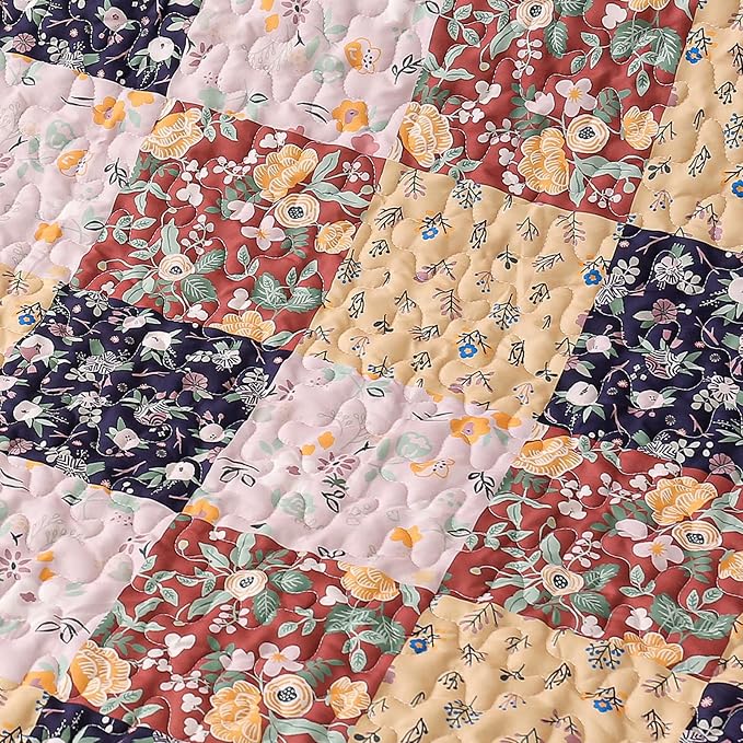 Exclusivo Mezcla Reversible Boho Quilted Throw Blanket, 50"x 60" | Lightweight Summer Quilt Throw, Designed for Bed/ Couch/ Sofa, Brown Patchwork Pattern