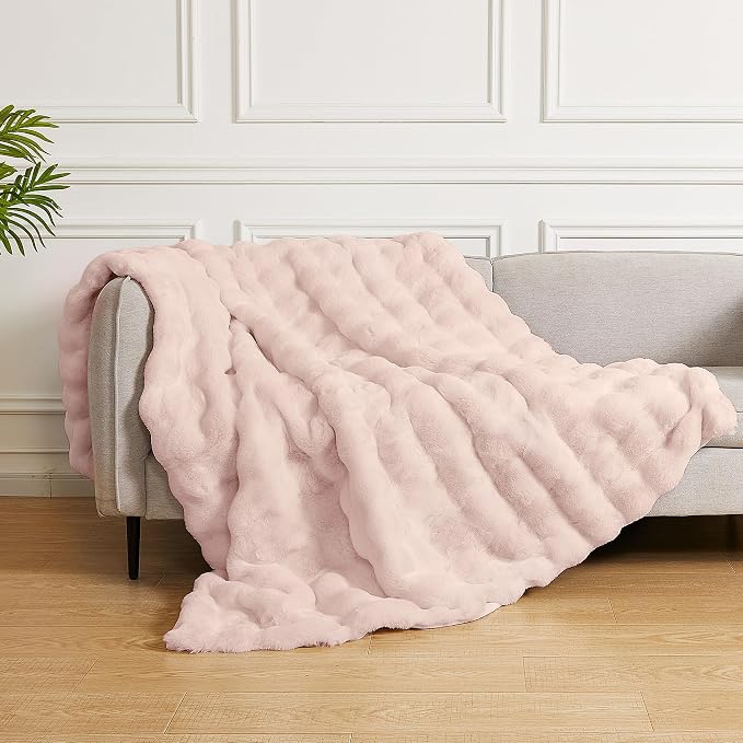 ORINOVA Pink Fluffy Blanket Queen Size 90x90 Faux Fur Soft Furry Blanket for Bed Couch Cozy Fuzzy Throw Queen Blankets for Bedroom Home Decor 1000 GSM