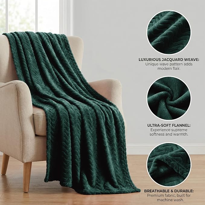 Exclusivo Mezcla Soft Fleece Blanket Twin Size for Bed, Sofa, Forest Green | 90"x66" Breathable Lightweight Flannel Blanket for Summer, Plush Cozy Jacquard Wave for Home Decor