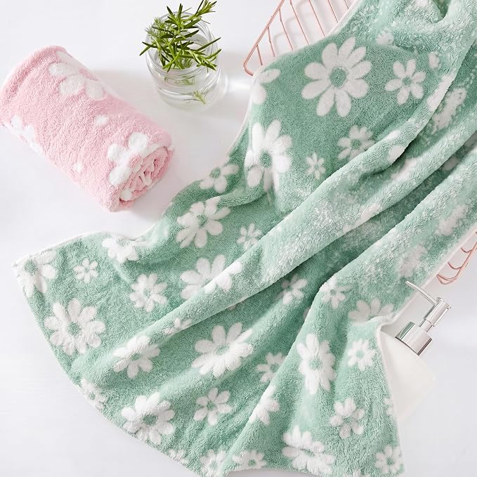 Soft Throw Blanket for Couch-Cozy Reversible Knitted Blankets | Lightweight Warm Fluffy Decor for Women, Mom, Her & Girls, Sofa, Chair, Bed, 50x70in,Daisy Floral Green