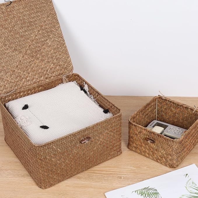 Moosky Wicker Shelf Baskets with Lid, Handwoven Seagrass Storage Basket Bins Square Gift Boxes for Shelves Home Decor Organizer (Coffee, X-Small)