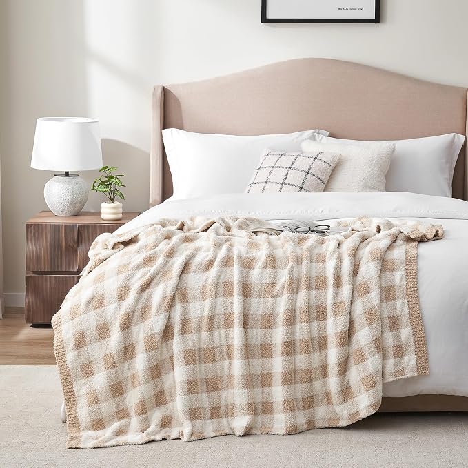 Snuggle Sac Queen Size Checkered Bedding Blanket Beige, Super Soft Warm Cozy Bed Blankets Oversized Fuzzy Plush Blankets for Bed, Bedroom, Plaid Beige, 90x90 inches