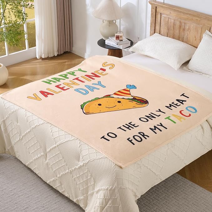 Funny Valentine’s Day Gift for Him or Her – Cute Taco Fleece Throw Blanket, Soft & Cozy Romantic Throw for Couples