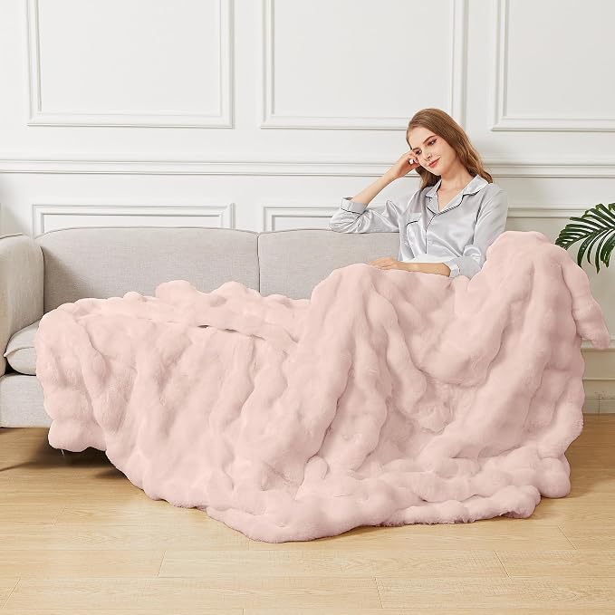 ORINOVA Pink Faux Fuzzy Fur King Size Throw Blanket 90x108 Cozy Furry Throw Rabbit Fur Blanket for Bed Soft Fluffy Blanket King for Living Room Bedroom Home Gifts 1000 GSM