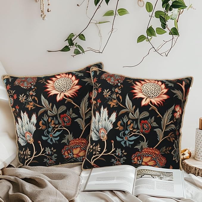 Vintage Red Orange Blue Floral Velvet Pillow Covers 18x18 Inch Retro Abstract Boho Flowers Throw Pillows For Couch Cushion Covers Pillowcase Bohemian Farmhouse Pillow Cases for Sofa Bed Bedroom