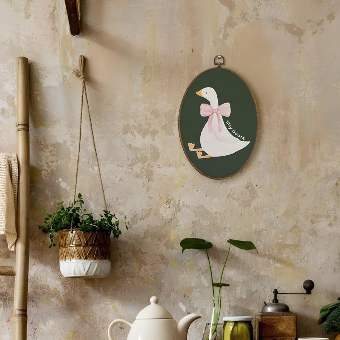 LKETW Coquette Pink Bow Silly Goose Oval Wall Art Decor, Dark Green Goose Oval Canvas Hanging Decor, Preppy Farmhouse Animal Wall Decorations for Girly Room Bedroom Dorm Home, 8.6x11.4 Inch