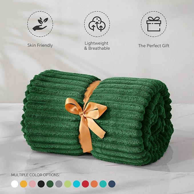 BEDELITE Ribbed Jacquard Dark Green Fleece Twin Blanket for Bed, 60x80 Inch | Soft Warm Decorative Fluffy Blanket, Cozy Plush Lightweight Fuzzy Throw Blanket for Couch Sofa Room Decor, Gift for Women