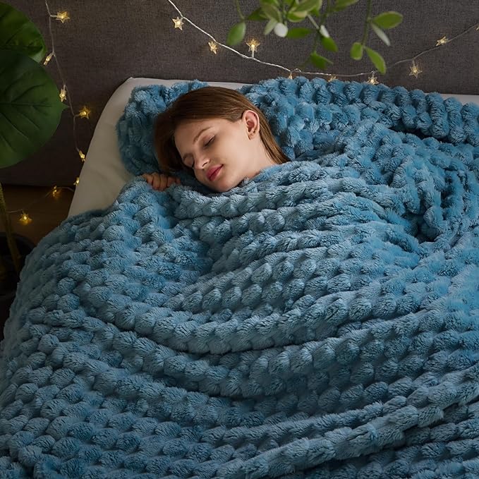 NEWCOSPLAY Fleece Clouds Cozy Queen Blanket for Couch, Blue, 90"x90" | Premium Silky Flannel Blanket, Soft Lightweight Fluffy Throw Blanket for Bed Sofa Decor, Gift for All Season Use